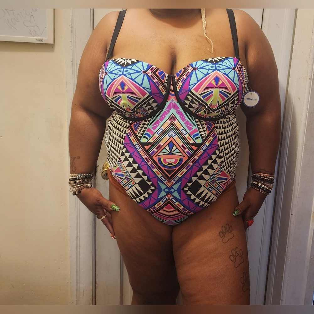18 [Swimsuits For All] Tropical Tribal 1pc Swimsuit -Has underwire no liner - Picture 2 of 10
